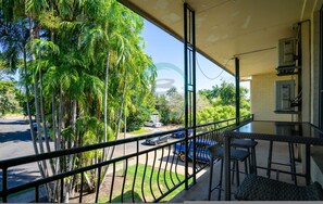 Apartment | 2 bedrooms - Zen Nest Cozy Lawn Minimalist (Nightcliff)