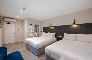 Chambre Familiale | Wi-Fi gratuit