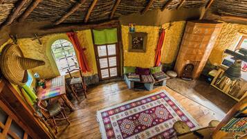 Panoramic Cottage, Lake View | Individually decorated, individually furnished, free WiFi, bed sheets