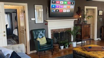 1 chambre, bureau, fer et planche à repasser, Wi-Fi