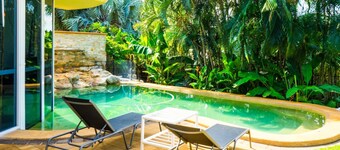 Zenhouse Retreat 5BR Homey Haven Pool Office