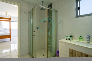 Apartment | 2 bedrooms, desk - Zen Mitchell Rooftop Outdoor Dining Oceanview (Darwin)