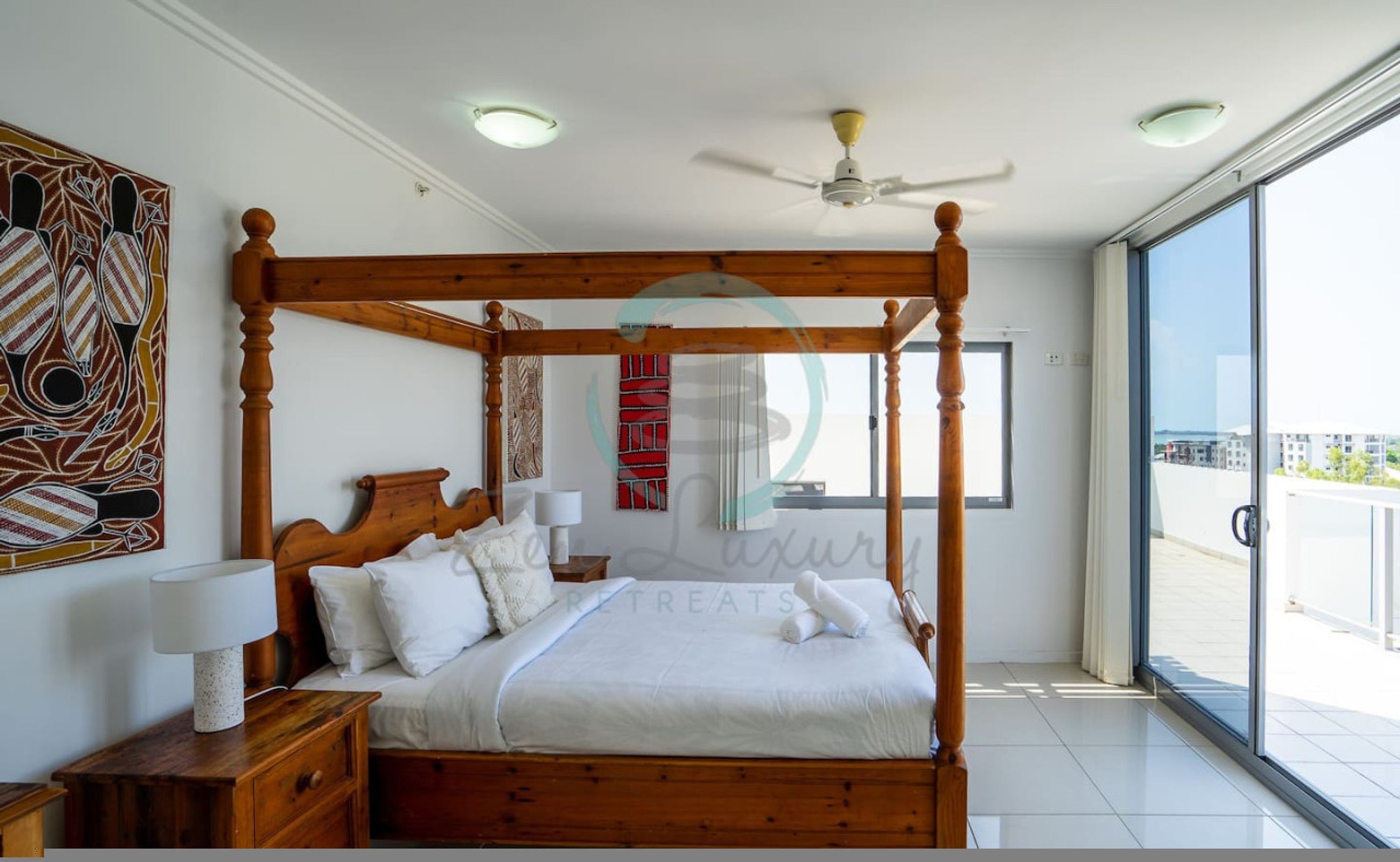 Apartment | 2 bedrooms, desk
