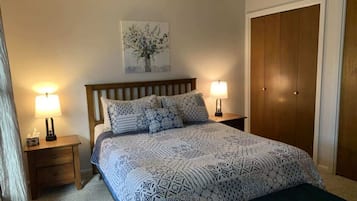 3 bedrooms, iron/ironing board, WiFi, bed sheets