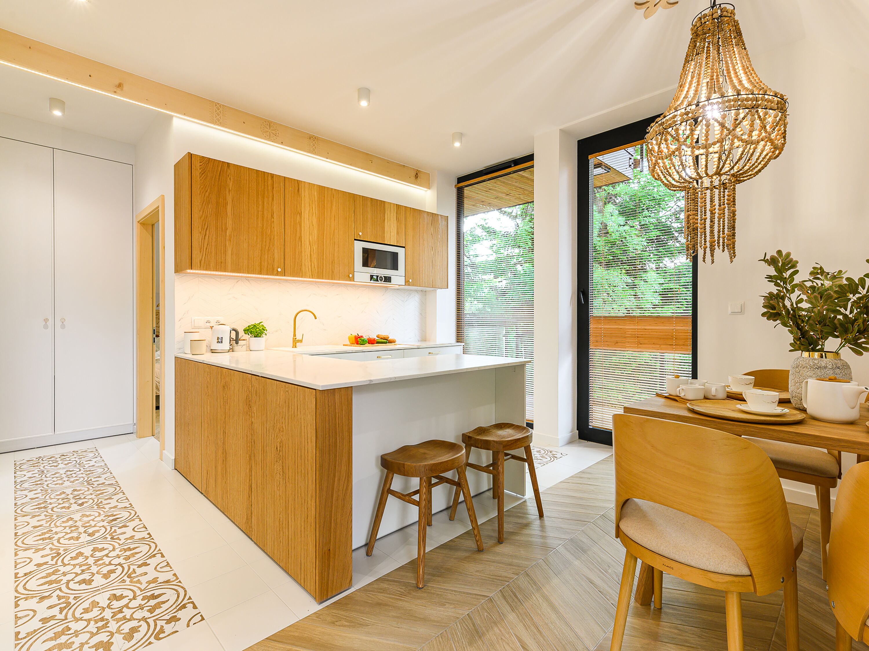 Apartamento superior, 1 cama Queen e sofá-cama | Cozinha privada | Geladeira, micro-ondas, cooktop, lava-louças