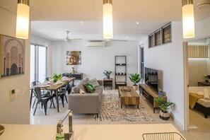 3 bedrooms - ZEN Central CBD - Affordable 3-bdrm Apt in the Heart of Darwin City (Darwin)