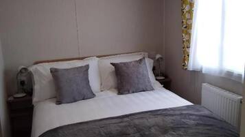 House | 3 bedrooms, free WiFi, bed sheets