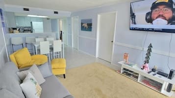 Kondominium, 2 kamar tidur | Area keluarga