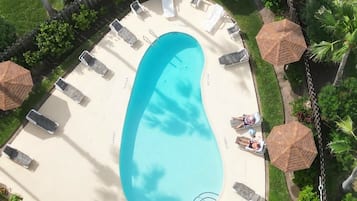 Kondominium, 2 kamar tidur | Kolam renang | Kolam renang outdoor