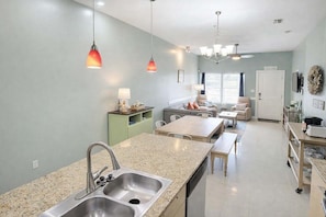 Apartment, 2 Bedrooms | Interior