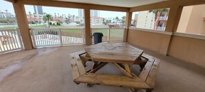 Condo, 2 Bedrooms | Outdoor dining