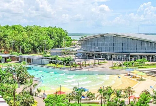 Pinnacle Penthouse Escape Panoramic Views Pool