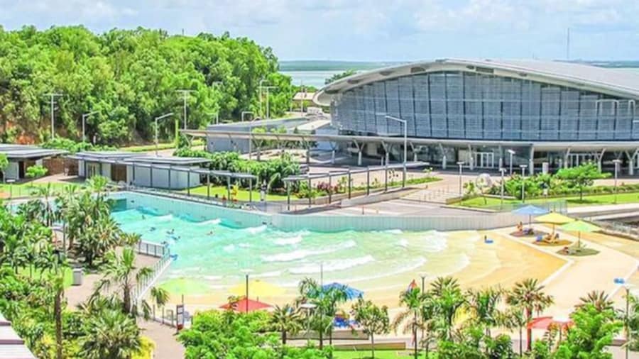 Pinnacle Penthouse Escape Panoramic Views Pool