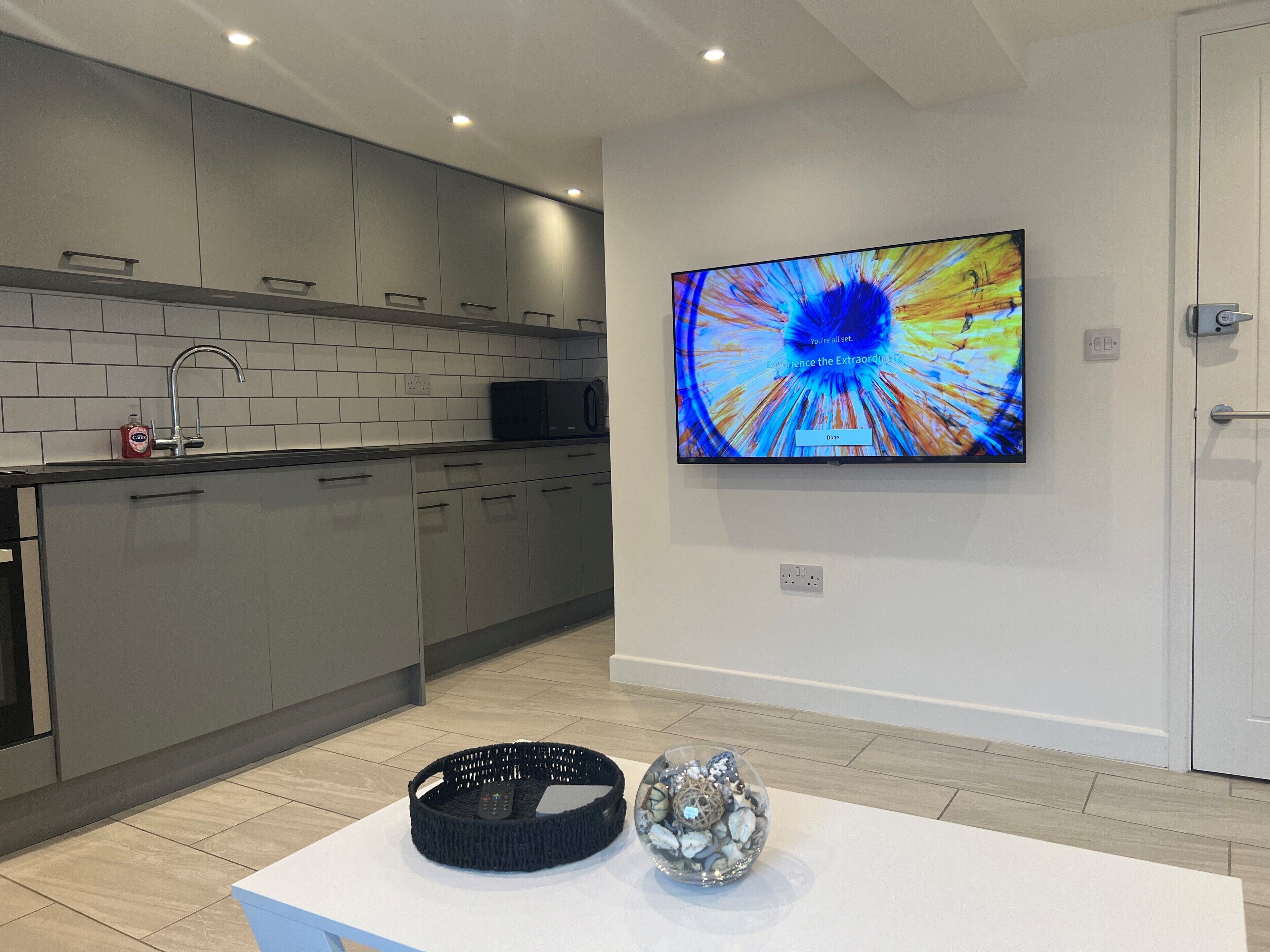 Apartment | Private kitchen | Fridge, microwave, oven, stovetop