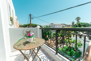 Property grounds - Cozy maisonette in the center of Kos town. (Kos)