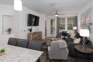Televisie en een kantoor