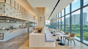 Breakfast, lunch, dinner served; local and international cuisine