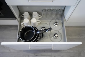 Apartment | Private kitchen - Stunning 2-bed Apartment in Birmingham (Birmingham)