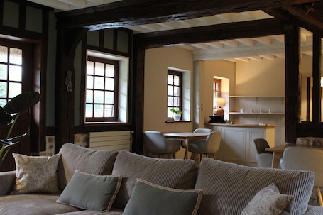 Interior. The Maupassant bedroom in the authentic and newly renovated cottage La Chaumière Normande