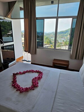 ファミリー 4 人部屋 | WiFi (無料)