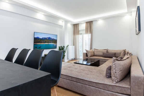 Premium Apartment | Living area