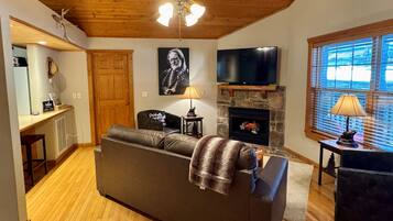 Smart TV, fireplace, music library