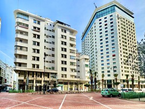 Exterior - Stunning 1-bed Apartment in Casablanca - Casa Port (Casablanca)