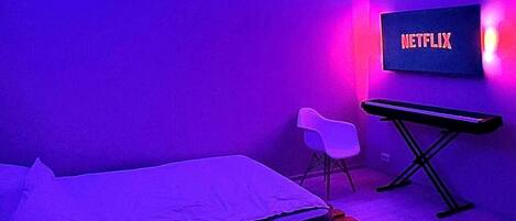 1 bedroom, iron/ironing board, WiFi, bed sheets