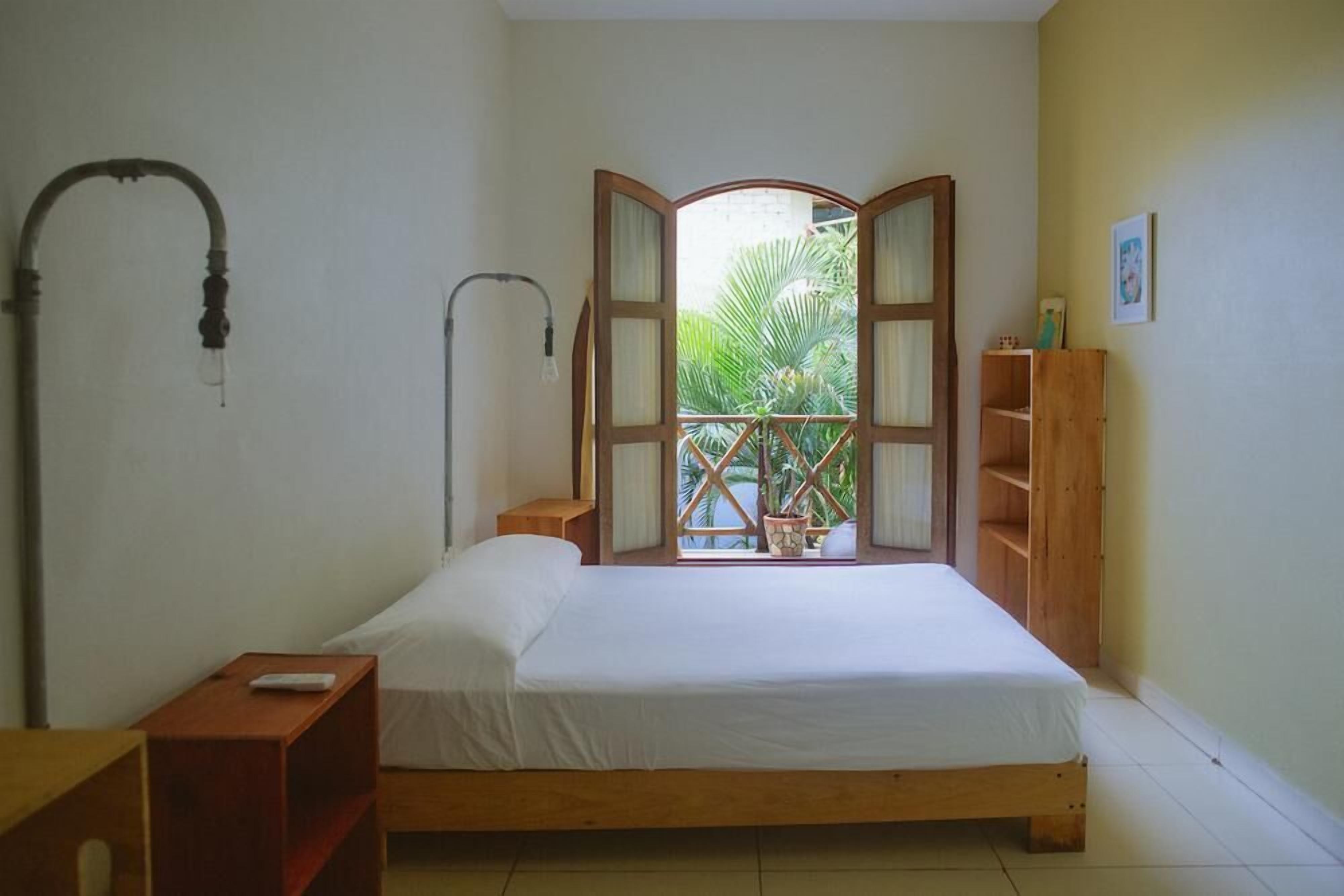 Habitación doble de diseñador | Wifi gratis y ropa de cama 