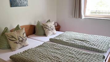 1 slaapkamer, reisbedje, gratis wifi, beddengoed