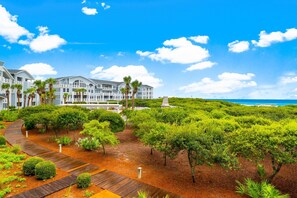 Property grounds - Watersound Waves B108-Sleeps 6-Gulf Views (WaterSound Beach)