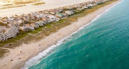 Updated/Resort StyleSleeps-8-Beach-5 min/Pool/Dining/pickle Ball-Prime location