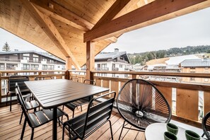Outdoor dining - Pamir - Charming apartment in center of Les Gets (Les Gets)