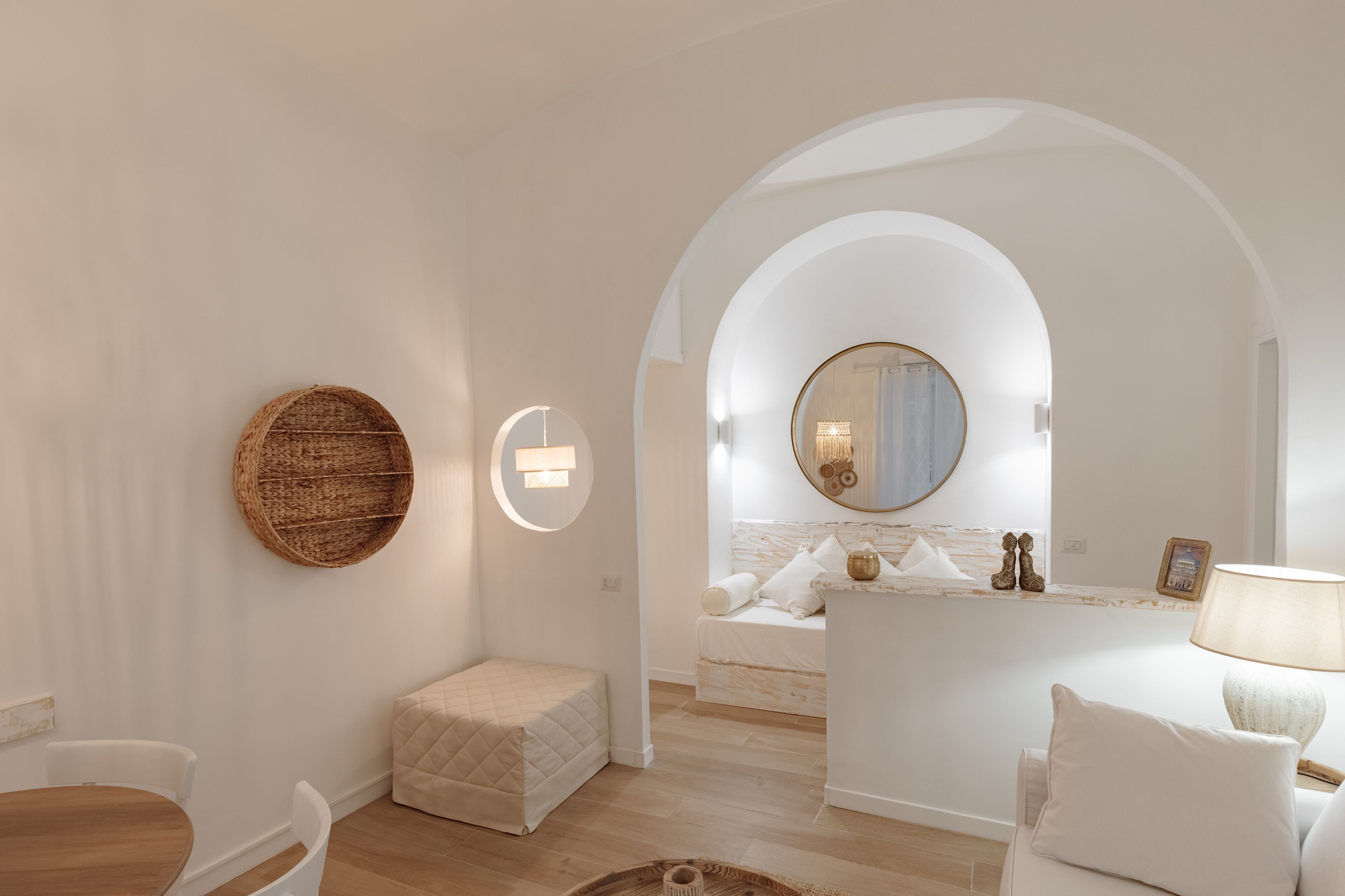 2 bedrooms, premium bedding, minibar, iron/ironing board