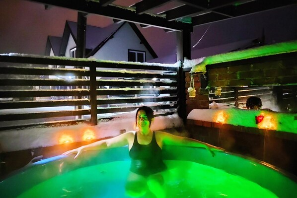 Outdoor spa tub - Holiday Home in Rewal near the Beach (Rewal)