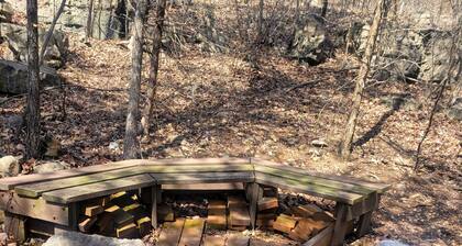 Hear SDC - Outdoor Pool- Walk to Lake - King Bed