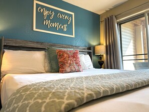 2 habitaciones, tabla de planchar con plancha y cuna de viaje 