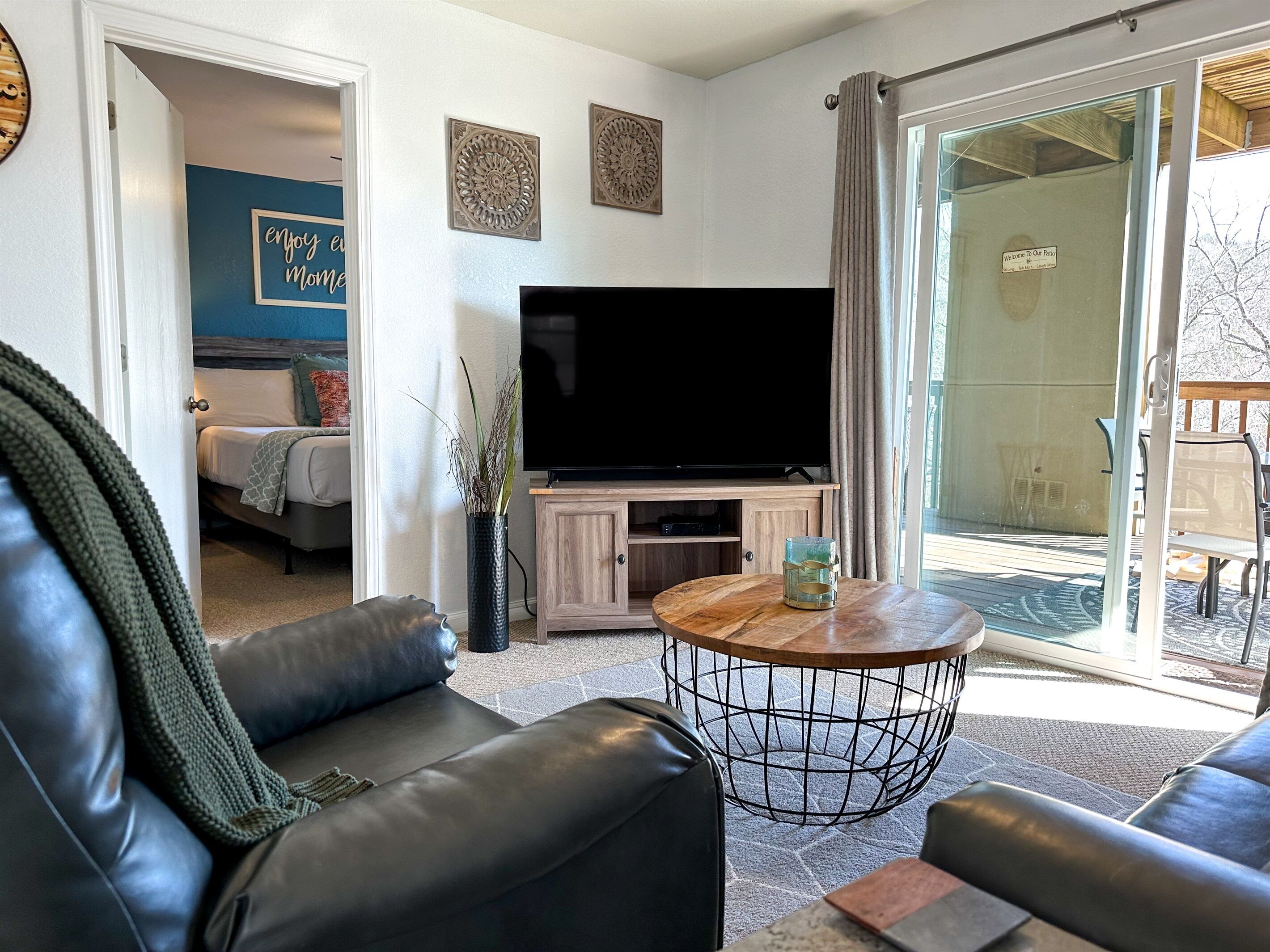 2 bedrooms, iron/ironing board, travel cot, free WiFi