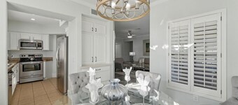 Stunning Design, 3 Bedrooms, Heated Pool, minutes to Open and Westworld