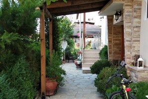 House | Property grounds - House in the Village (Prosotsani)