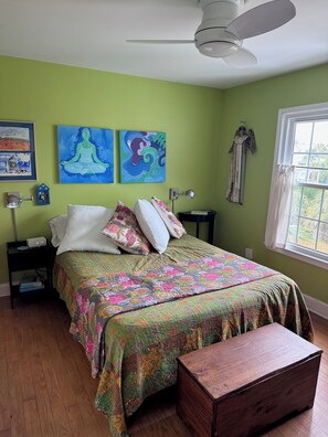 2 bedrooms, desk, iron/ironing board, WiFi - Private Beach Access on Tybee's Quiet North Beach 2 BR/2.5 BA ~ Tybee Soulshine (Tybee Island)