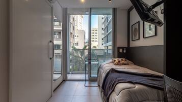 Iron/ironing board, free WiFi, bed sheets, wheelchair access