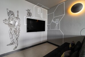 TV