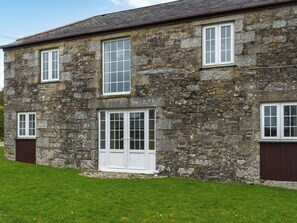 Exterior - 2 bedroom accommodation in Penryn, near Falmouth (Penryn, near Falmouth)