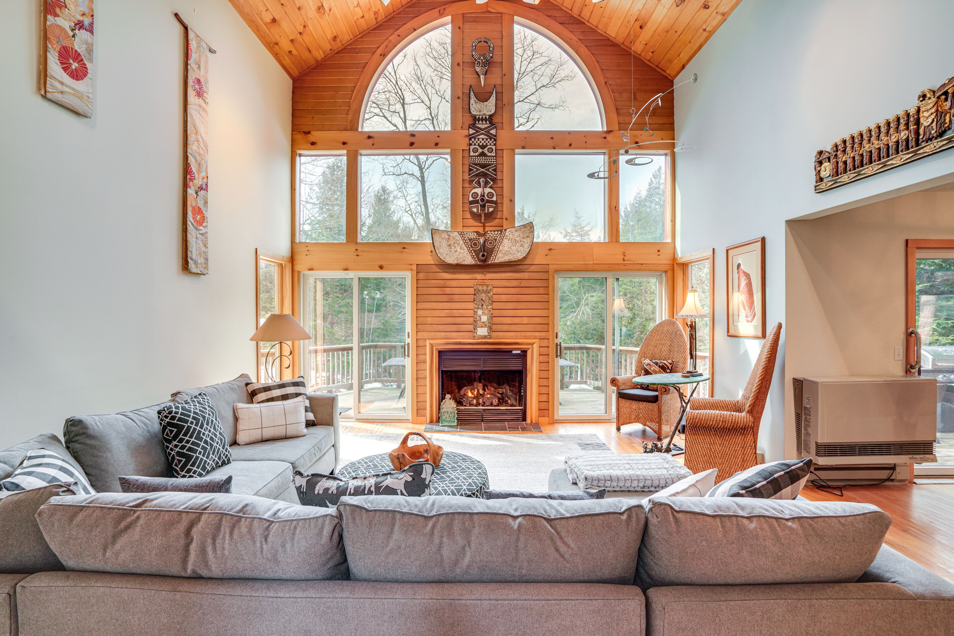 Serene Berkshires Oasis w/ Pool & Sculpture Garden