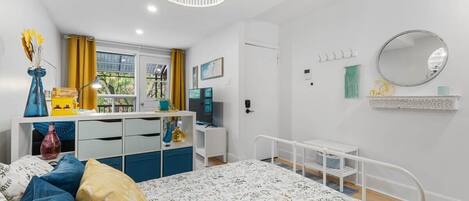 1 chambre, fer et planche Ă repasser, Wi-Fi, draps fournis