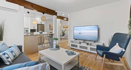 All-Inclusive Furnished Large 2BR Apartment in Rosemont