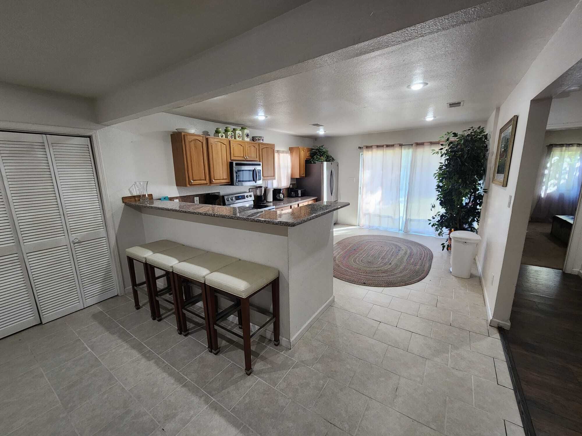 Cozy 5-bedroom house in Near Zoo, Downtown, Beale Street