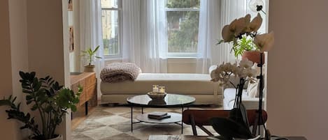 Älytelevisio, kirjoja