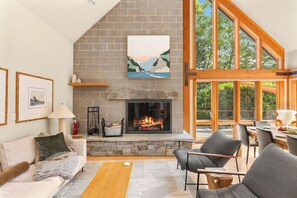 Smart TV, fireplace, offices